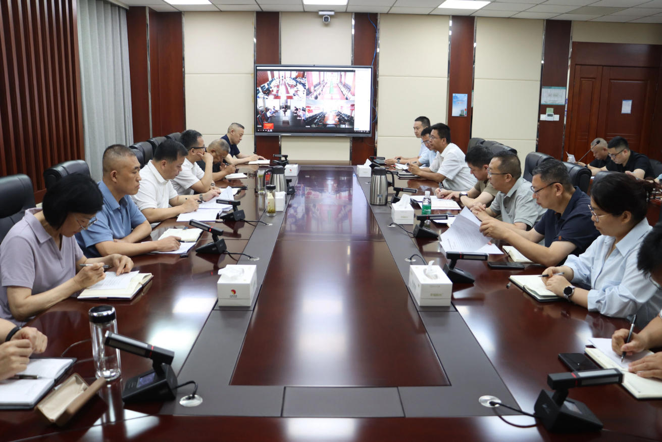 锚定目标攻坚破局 全力冲刺年度经营任务——PP电子5金狮集团召开上半年经营分析会3